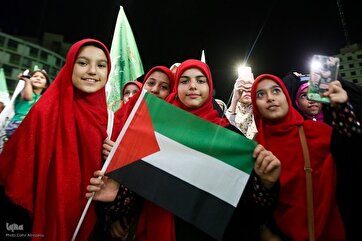 Празднование дня рождения Пророка (С.А.С) в столице Ирана