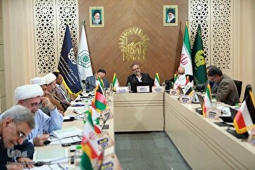 Финал международного конкурса по чтению Корана в Иране: судейская коллегия в мужском отделении